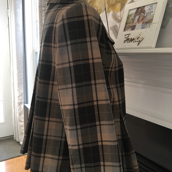 Jacket - Picture 5 of 7